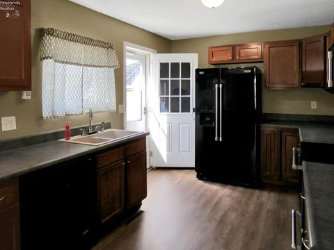 164 E Forest St, Clyde, OH 43410 photo 26