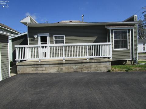 164 E Forest St, Clyde, OH 43410 photo 7