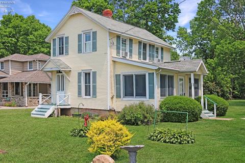 155 Chapman Road Rd, Put In Bay, OH 43456
