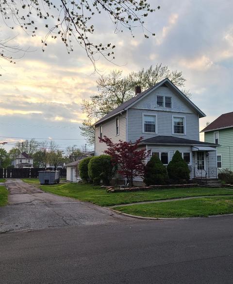 618 Woodbine St, Willard, OH 44890