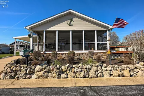 5603 E Constitution Blvd, Marblehead, OH 43440