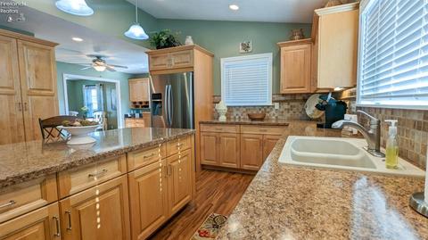 426 Munsee Pl, Huron, OH 44839 photo 8
