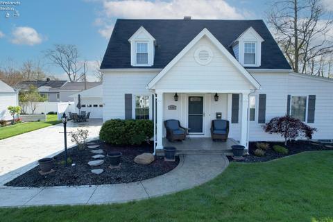 426 Munsee Pl, Huron, OH 44839