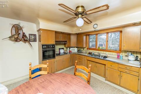 3707 E Perkins Ave, Huron, OH 44839 photo 8
