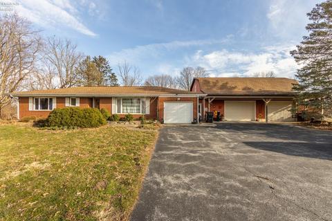 3707 E Perkins Ave, Huron, OH 44839