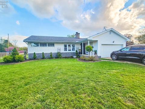 804 Race St, Clyde, OH 43410