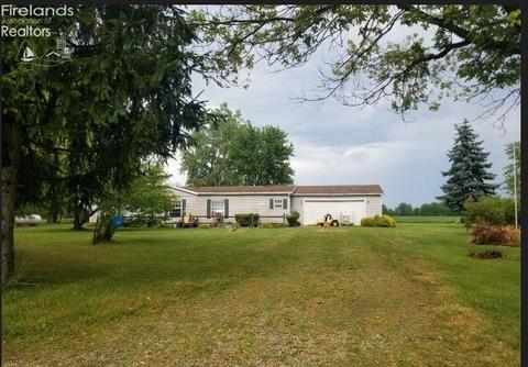 6815 N Township Rd 190, Green Springs, OH 44836