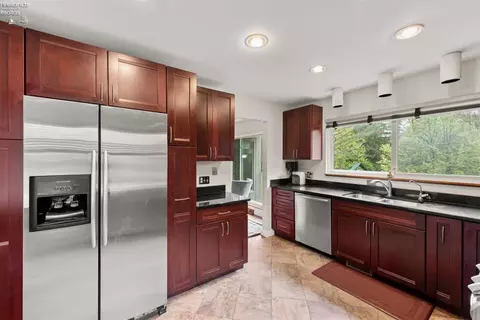 242 Shipherd Cir, Oberlin, OH 44074 photo 10