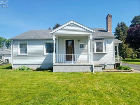 243 Madden Ave, Bellevue, OH 44811