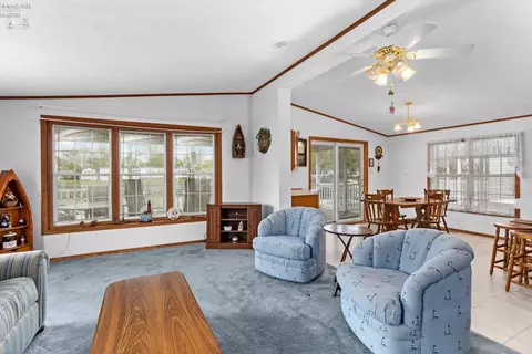 5587 E Constitution Blvd, Marblehead, OH 43440 photo 12