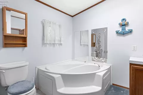5587 E Constitution Blvd, Marblehead, OH 43440 photo 18