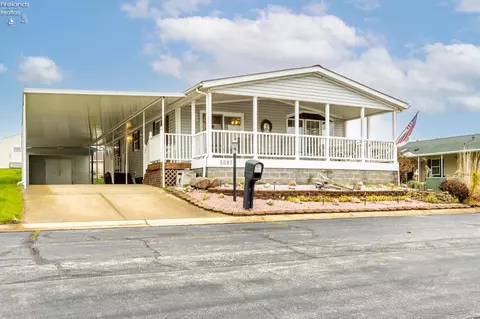 5587 E Constitution Blvd, Marblehead, OH 43440 photo 36