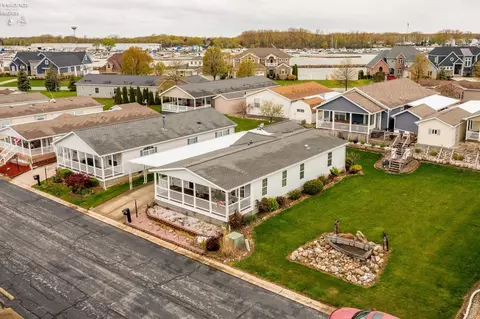 5587 E Constitution Blvd, Marblehead, OH 43440 photo 43
