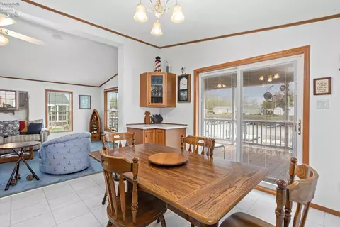 5587 E Constitution Blvd, Marblehead, OH 43440 photo 8