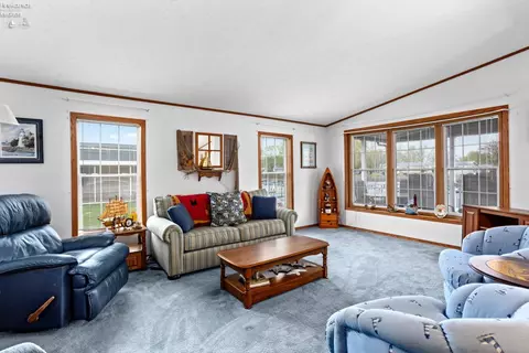 5587 E Constitution Blvd, Marblehead, OH 43440 photo 11