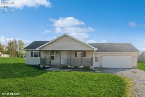 7384 N State Route 101, Clyde, OH 43410