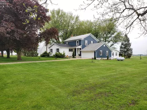 2466 County Road 128, Fremont, OH 43420