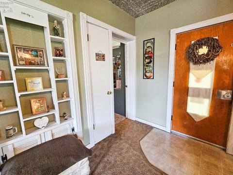 116 W Cherry St, Clyde, OH 43410 photo 11
