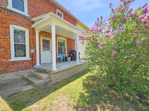 116 W Cherry St, Clyde, OH 43410 photo 9