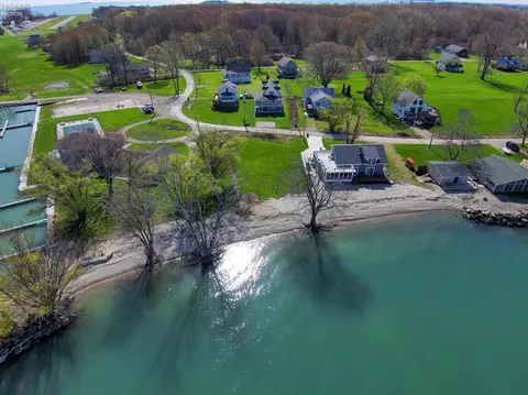 367 Sea Breeze, Middle Bass, OH 43446