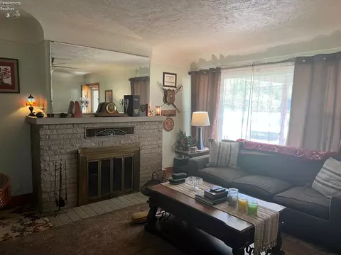 558 W Laurel St, Willard, OH 44890 photo 21