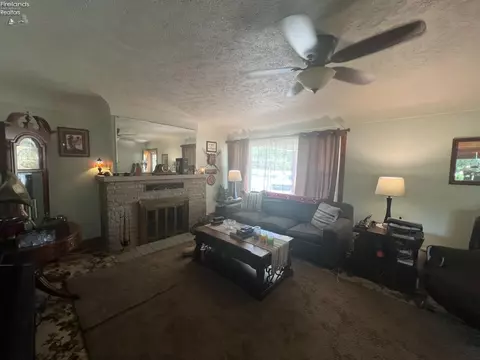 558 W Laurel St, Willard, OH 44890 photo 22
