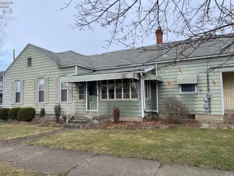 1328 Prospect St, Sandusky, OH 44870
