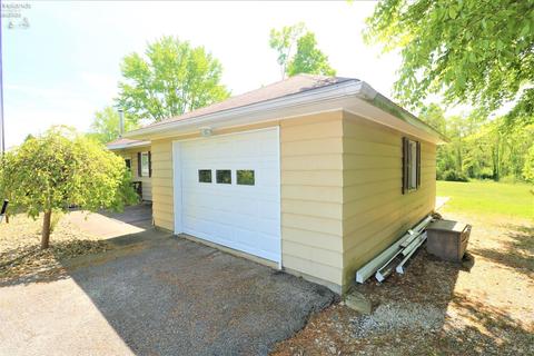 431 N Ridge Rd, Willard, OH 44890 photo 3