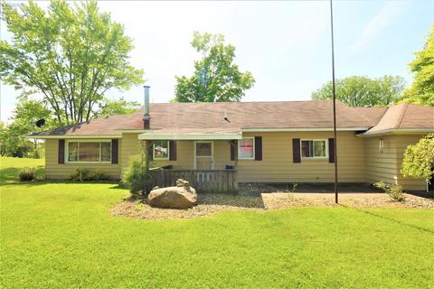 431 N Ridge Rd, Willard, OH 44890