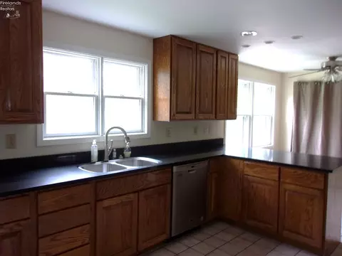233 Eagle St, Findlay, OH 45840 photo 8