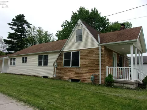 233 Eagle St, Findlay, OH 45840 photo 3