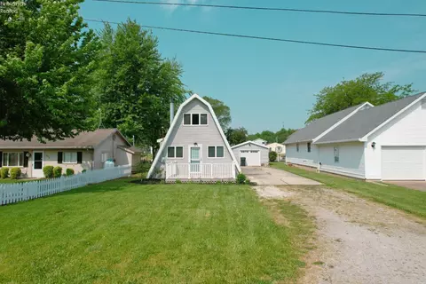 610 S Fostoria Rd, Port Clinton, OH 43452