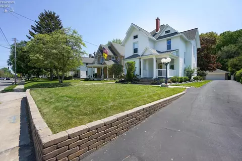 822 E Main Street St, Bellevue, OH 44811 photo 9