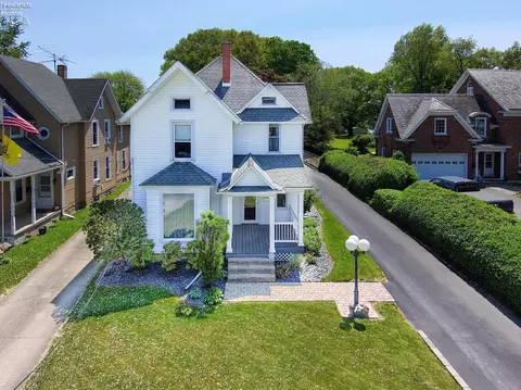 822 E Main Street St, Bellevue, OH 44811