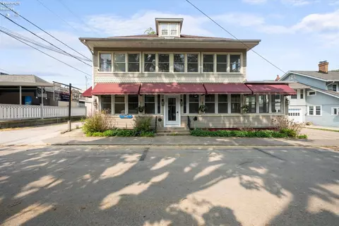 162 Walnut Avenue Ave #D, Lakeside, OH 43440