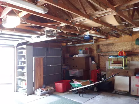 424 W Maple St, Willard, OH 44890 photo 18