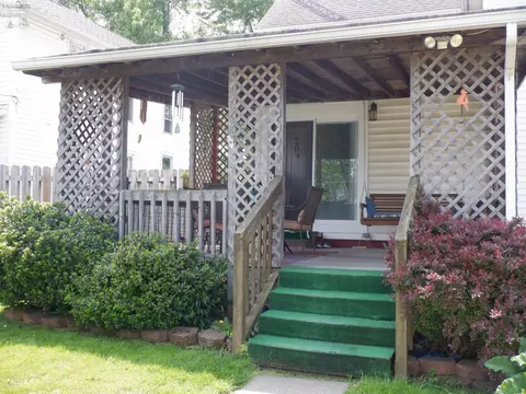 424 W Maple St, Willard, OH 44890 photo 13