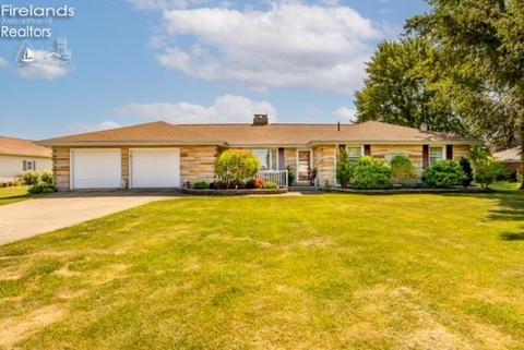 2567 County Road 302, Bellevue, OH 44811