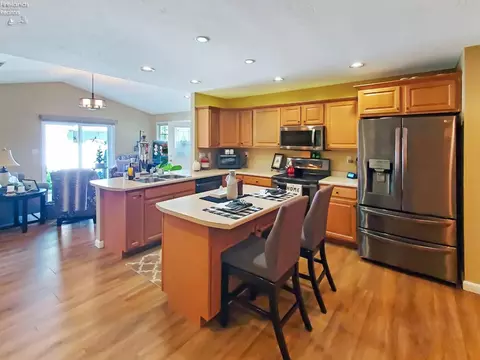126 Caleb St, Clyde, OH 43410 photo 12