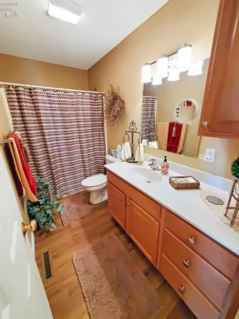 126 Caleb St, Clyde, OH 43410 photo 22