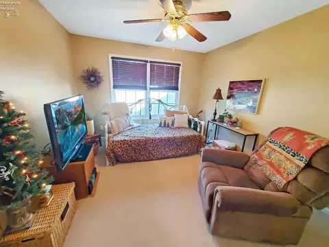 126 Caleb St, Clyde, OH 43410 photo 33