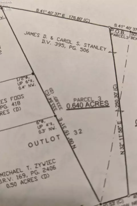 3 Mason St, Clyde, OH 43410