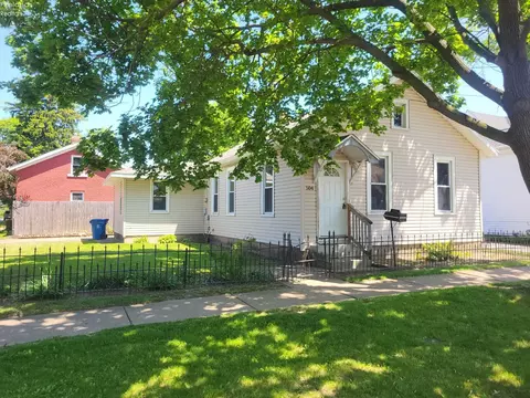 504 Pearl St, Sandusky, OH 44870
