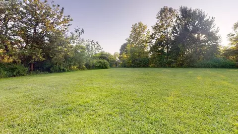 916 S Main St, Willard, OH 44890 photo 4
