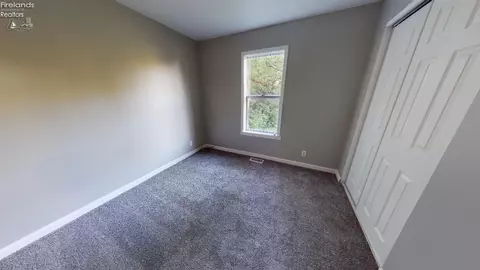916 S Main St, Willard, OH 44890 photo 12