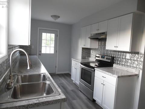 12 W Howard St, Willard, OH 44890 photo 13