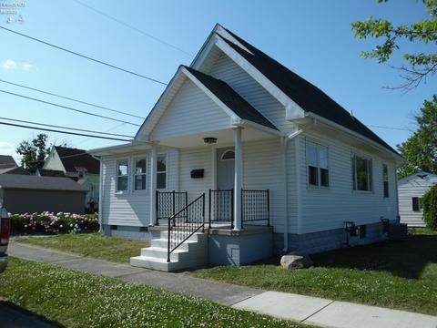 12 W Howard St, Willard, OH 44890 photo 5