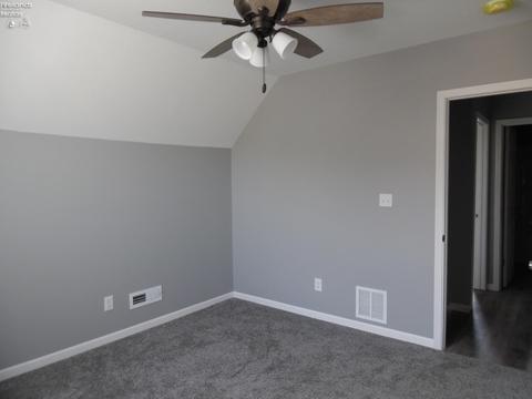 12 W Howard St, Willard, OH 44890 photo 16