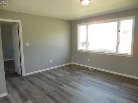 12 W Howard St, Willard, OH 44890 photo 10