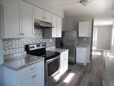 12 W Howard St, Willard, OH 44890 photo 12